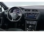 Volkswagen Tiguan 1.4 TSI Highline Business R (PANORAMADAK, TREKHAAK, DIGITALE COCKPIT, STOELVERWARMING, CRUISE ADAPTIEF)