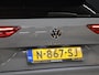 Volkswagen Golf Variant 1.0 eTSI Life Business [ADAPTIVE CRUISE, APPLE CARPLAY, TREKHAAK, ANDROID, MEMORY SEAT, STOELVERWARMING, PDC V+A, DIGITAL DASH, CLIMATE CONTROL, NIEUWSTAAT]