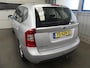 Kia Carens 2.0 CVVT X-tra - Trekhaak - Airco