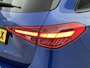 Mercedes-Benz C-klasse Estate 300 e AMG line | Night Pakket | Panoramadak | Alarm Klasse 3 | Distronic | Apple CarPlay | Sfeerverlichting | Memory voorstoelen. Inclusief 24 maanden MB Certified garantie voor Europa.