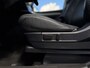 Mitsubishi Outlander 2.0 PHEV Instyle Automaat | SOH 99,4% | Schuif-/Kanteldak | Leder | Camera | Navi | Clima | Trekhaak | PDC |