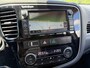Mitsubishi Outlander 2.0 PHEV Instyle Automaat | SOH 99,4% | Schuif-/Kanteldak | Leder | Camera | Navi | Clima | Trekhaak | PDC |