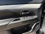 Mitsubishi Outlander 2.0 PHEV Instyle Automaat | SOH 99,4% | Schuif-/Kanteldak | Leder | Camera | Navi | Clima | Trekhaak | PDC |