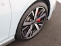 Volkswagen Golf 1.5 eHybrid GTE | Panoramadak | Black style | Head-up display | 360 camera | Stoel- en stuurwielverwarming | Navigatie | Dodehoek detectie |