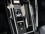 Volkswagen Golf 1.5 eHybrid GTE | SoH 100% | Panoramadak | Head-up Display | 360 camera | Adaptieve demping | Stoel- en stuurwielverwarming | Navigatie | Dodehoekdetectie | Adaptieve cruise control |