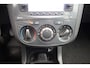 Opel Corsa 1.4-16V Cosmo 5-deurs met trekhaak