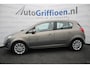Opel Corsa 1.4-16V Cosmo 5-deurs met trekhaak