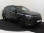 Volkswagen Tiguan 1.5 eHybrid R-Line Edition | SoH 100% | Panoramadak | Lederen bekleding ‘Varenna’ | Trekhaak | Head-up display | 360 camera | Adaptieve demping | Black style |