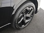 Volkswagen Tiguan 1.5 eHybrid R-Line Edition | SoH 100% | Panoramadak | Lederen bekleding ‘Varenna’ | Trekhaak | Head-up display | 360 camera | Adaptieve demping | Black style |