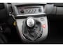 Renault Scenic 2.0-16V Tech Line nette MPV met trekhaak