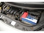 Renault Scenic 2.0-16V Tech Line nette MPV met trekhaak