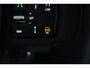 Land Rover Defender 110 2.0 P400e 110 X-Dynamic HSE “OP AFSPRAAK” | Adapt. Cruise | Stoelventilatie | Schuifdak | Meridian | 360 Camera | Trekhaak | Luchtvering | 20 Inch | Keyless |