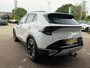 Kia Sportage 1.6 T-GDi Plug-in Hybrid AWD DynamicPlusLine PANORAMADAK | CAMERA | ELEKTRISCH VERSTELBARE STOELEN | STOELVERWARMING | STUURVERWARMING | NAVIGATIE | ALCANTARA INTERIEUR | LED | DODEHOEK DETECTIE | APPLE CARPLAY / ANDROID AUTO | ADAPTIEVE CRUISECONTROL | AFNEEMBARE TREKHAAK |