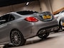 Mercedes-Benz C-klasse C180 AMG Line, Night Pakket, Camera, Leder, 19" Multispaak, Cruise, Navi, Clima, Voll Led, Voll Onderhouden