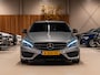 Mercedes-Benz C-klasse C180 AMG Line, Night Pakket, Camera, Leder, 19" Multispaak, Cruise, Navi, Clima, Voll Led, Voll Onderhouden
