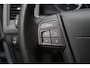 Volvo XC60 2.0T Kinetic 2011 NAP | 1e eigenaar | Navigatie | Cruise control | Climate control | Bluetooth | Lederen bekleding | Parkeersensoren | Lichtmetaal | 2 sleutels | Youngtimer