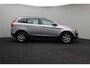 Volvo XC60 2.0T Kinetic 2011 NAP | 1e eigenaar | Navigatie | Cruise control | Climate control | Bluetooth | Lederen bekleding | Parkeersensoren | Lichtmetaal | 2 sleutels | Youngtimer