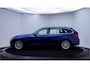 BMW 3-Serie Touring 318iA LUXURY Edition PANO | FULL LED | LEDER | ELEK TREKHAAK | NAVI | STOELVERW | PDC V+A | LMV