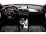 BMW 3-Serie Touring 318iA LUXURY Edition PANO | FULL LED | LEDER | ELEK TREKHAAK | NAVI | STOELVERW | PDC V+A | LMV