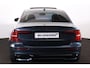 Volvo S60 Recharge T6 AWD Plus Dark - Intellisafe Assist & Surround - Panorama/Schuifdak - Harman Kardon Audio - Elektr. bedienb. voorstellen met geheugen - Verwarmbare voorstoelen, stuurwiel en achterbank - Parkeercamera achter - Parkeersensoren voor & achter - 19 inch wielen