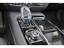 Volvo S60 Recharge T6 AWD Plus Dark - Intellisafe Assist & Surround - Panorama/Schuifdak - Harman Kardon Audio - Elektr. bedienb. voorstellen met geheugen - Verwarmbare voorstoelen, stuurwiel en achterbank - Parkeercamera achter - Parkeersensoren voor & achter - 19 inch wielen