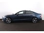 Volvo S60 Recharge T6 AWD Plus Dark - Intellisafe Assist & Surround - Panorama/Schuifdak - Harman Kardon Audio - Elektr. bedienb. voorstellen met geheugen - Verwarmbare voorstoelen, stuurwiel en achterbank - Parkeercamera achter - Parkeersensoren voor & achter - 19 inch wielen