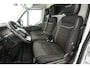 IVECO Daily 35S16A8 157PK L3H2 | 3500KG Trekgew. | Trekhaak | Luchtvering | Aut. | Camera | Clima | 3 Zits | Cruise | Navi
