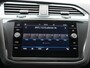 Volkswagen Tiguan 1.4 TSI eHybrid Life Automaat - PDC - Apple Carplay/Android auto - LED - Climatronic