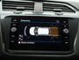 Volkswagen Tiguan 1.4 TSI eHybrid Life Automaat - PDC - Apple Carplay/Android auto - LED - Climatronic