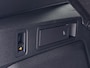 Volkswagen Tiguan 1.5 eHybrid R-Line Edition Automaat - Panoramaschuif-kanteldak - IQ light - Trekhaak - Navigatie - Park Assist - 360 Camera