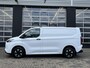 Ford E-Transit Custom 320 | L1 H1 | TREND | 65 kWh | 328 KM RANGE | CLIMATE CONTROL | CARPLAY / ANDROID AUTO | STOELVERWARMING | SPIEGEL VERWARMING | ACHTERUITRIJCAMERA | VOORRUITVERWARMING | LAADRUIMTE PAKKET | VOORBEREIDING 2300 KG TREKHAAK