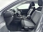 Citroën E-C4X Ë-C4 X EV Feel 50kWh 136pk | Accu 98% | Navigatie via Apple Carplay / Android Auto | Climate Control | Cruise Control | Parkeersensoren | Armsteun | Led koplampen | Adaptief demping systeem | Bluetooth | DAB+ radio | Volledig digitaal instrumentenpaneel | 18" lichtmetalen velgen |
