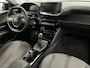 Peugeot 208 Allure 100pk Navi+Carplay | 3d Dash | Camera | Half leder