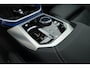 BMW X3 30e xDrive M-Sport Pro | Rijklaar! | Elek. Trekhaak | Pano | Widescreen | Shadowline | HUD | Harman/Kardon | Stuur-stoelverw. | 360*+PDC | Leder+Memory | Dodehoek | NAV+App.Connect | LED | Elek. Klep V