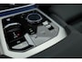 BMW X3 30e xDrive M-Sport Pro | Rijklaar! | Elek. Trekhaak | Pano | Widescreen | Shadowline | HUD | Harman/Kardon | Stuur-stoelverw. | 360*+PDC | Leder+Memory | Dodehoek | NAV+App.Connect | LED | Elek. Klep V