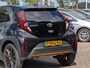 Toyota Aygo X 1.0 VVT-i MT Limited | JBL | Stoelverw. | Keyless | Half-leer | PDC V+A | ACC | Climate