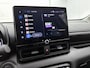 Toyota Yaris 1.5 Hybrid Dynamic | Parkeersensoren | Dodehoekdetectie | Stoel-/Stuurverwarming | Draadloze Telefoonlader |