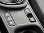 Toyota Yaris 1.5 Hybrid Dynamic | Parkeersensoren | Dodehoekdetectie | Stoel-/Stuurverwarming | Draadloze Telefoonlader |