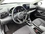 Toyota Yaris 1.5 Hybrid Dynamic | Parkeersensoren | Dodehoekdetectie | Stoel-/Stuurverwarming | Draadloze Telefoonlader |