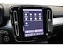 Volvo XC40 B4 200PK Black Edition Plus | Achterbank verwarmd | Afwijkende dakkleur | Apple Carplay/Android Auto|telefoonintegratie premium