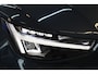 Volvo XC40 B4 200PK Black Edition Plus | Achterbank verwarmd | Afwijkende dakkleur | Apple Carplay/Android Auto|telefoonintegratie premium