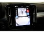 Volvo XC40 B4 200PK Black Edition Plus | Achterbank verwarmd | Afwijkende dakkleur | Apple Carplay/Android Auto|telefoonintegratie premium