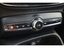 Volvo XC40 B4 200PK Black Edition Plus | Achterbank verwarmd | Afwijkende dakkleur | Apple Carplay/Android Auto|telefoonintegratie premium