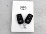 Toyota Yaris 1.5 Hybrid 115 Dynamic + Comfort Pack | 1e Eigenaar | Stoel + Stuur verwarming | Blindspot | PDC voor en achter |