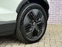 Volvo EX30 Cross Country P5 Long Range Plus Europa 69 kWh | Stoelverwarming | Stuurverwarming | Elektrische Achterklep | Elektr. Voorstoelen | Warmtepomp | Parkeersensoren Voor + Achter | Parkeercamera |