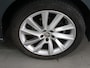 Skoda Scala 1.0 TSI 110pk Sport Business / Parkeer sensoren achter / Carplay / Getinte ramen achter / 17'' LMV