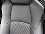 Toyota Yaris 1.5 Hybrid 130 Executive | BTW voertuig | Stoel+stuurverwarming | dodehoek detectie | Parkeersensoren voor+achter | Cruise Control Adaptive | Climate Control | Apple CarPlay/Android Auto |