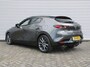Mazda 3 2.0 e-SkyActiv-G M Hybrid 122 Luxury | Trekhaak | Stuur-/stoelverwarming | Leer | 360 Camera | Stoelgeheugen | 18" LM | HUD | LED | Cruise adapt. |