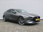 Mazda 3 2.0 e-SkyActiv-G M Hybrid 122 Luxury | Trekhaak | Stuur-/stoelverwarming | Leer | 360 Camera | Stoelgeheugen | 18" LM | HUD | LED | Cruise adapt. |