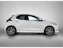 Toyota Yaris 1.5 Hybrid 130 Executive | BTW voertuig | Stoel+stuurverwarming | dodehoek detectie | Parkeersensoren voor+achter | Cruise Control Adaptive | Climate Control | Apple CarPlay/Android Auto |
